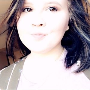 Meet your Posher, Katelynn